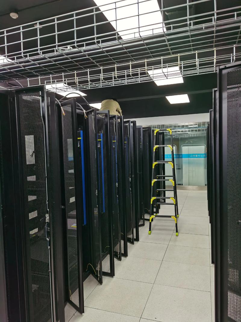 智能化弱電工程助力機(jī)房改造，一周攻堅(jiān)成效顯著